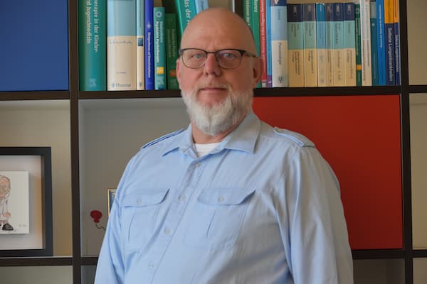 Hausarztpraxis Heinsberg: Dr. Peter Kolen (ang.)